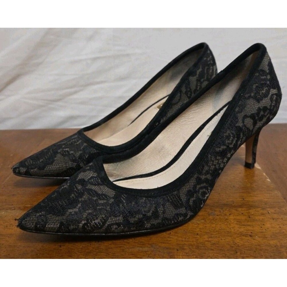 Louise et Cie Jordyna Pump FEROCE LACE Pointed Toe Size 6.5 Heels Shoes